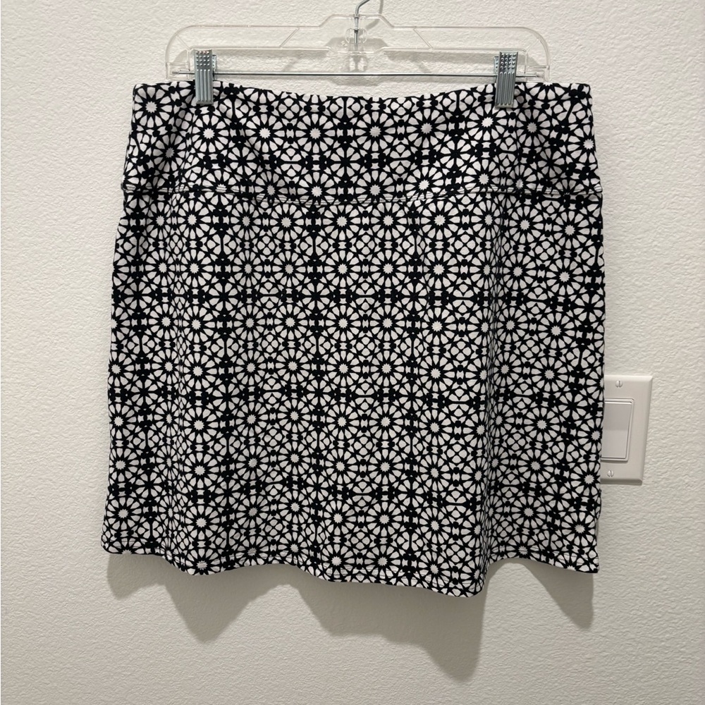 Caffe Marrakesh Stylish Black and White Patterned Mini Skirt Size Large - Picture 2 of 3